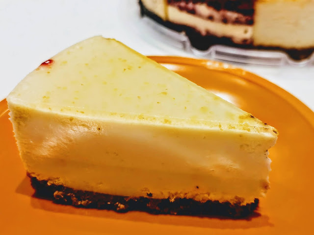 Cat_&_The_Fiddle_Famous_Singapore_Cheesecakes