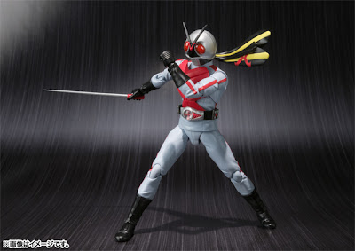 Bandai SH Figuarts Kamen Rider X figure