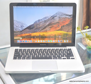 Jual MacBook Pro 13 ( Core i5 ) Early  2011 - SSD 120GB -  Banyuwangi