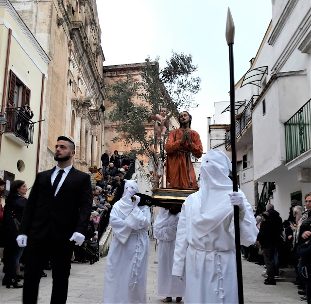 Statua di Cristo all'Orto nella processione dei Misteri di Castellaneta