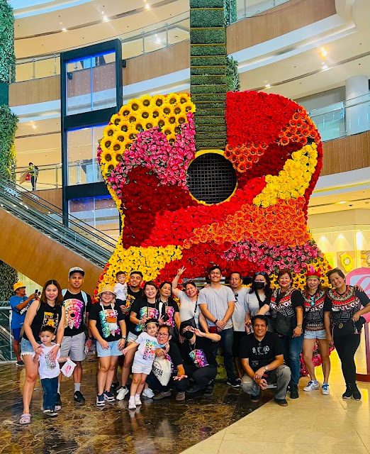 Iconic Guitar in Cebu inside Robinsons Galleria Cebu