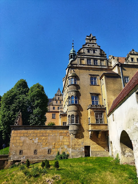 zamek w Oleśnicy, okolice Wrocławia, co zobaczyć