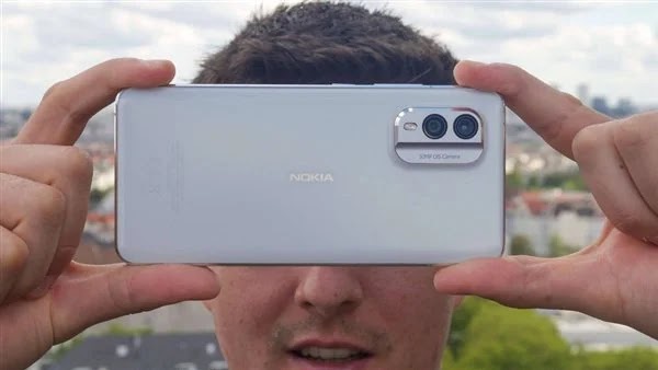 نوكيا Nokia X30 سعر رخيص لفئة الشباب ارخص هاتف حديث