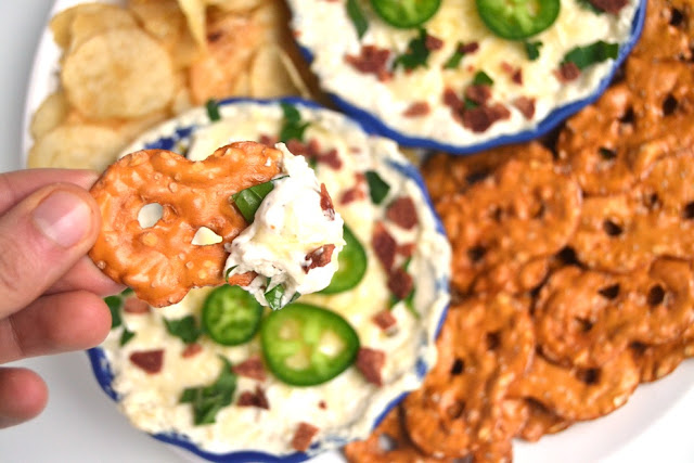 Jalapeno Popper Dip is rich, creamy, spicy and cheesy, tastes like your favorite fried appetizer but is healthier and is ready in just 25 minutes! www.nutritionistreviews.com