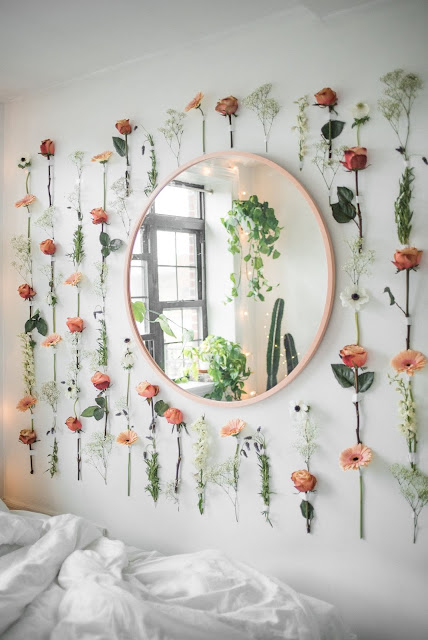 17 Beautiful Mirror Wall Decor