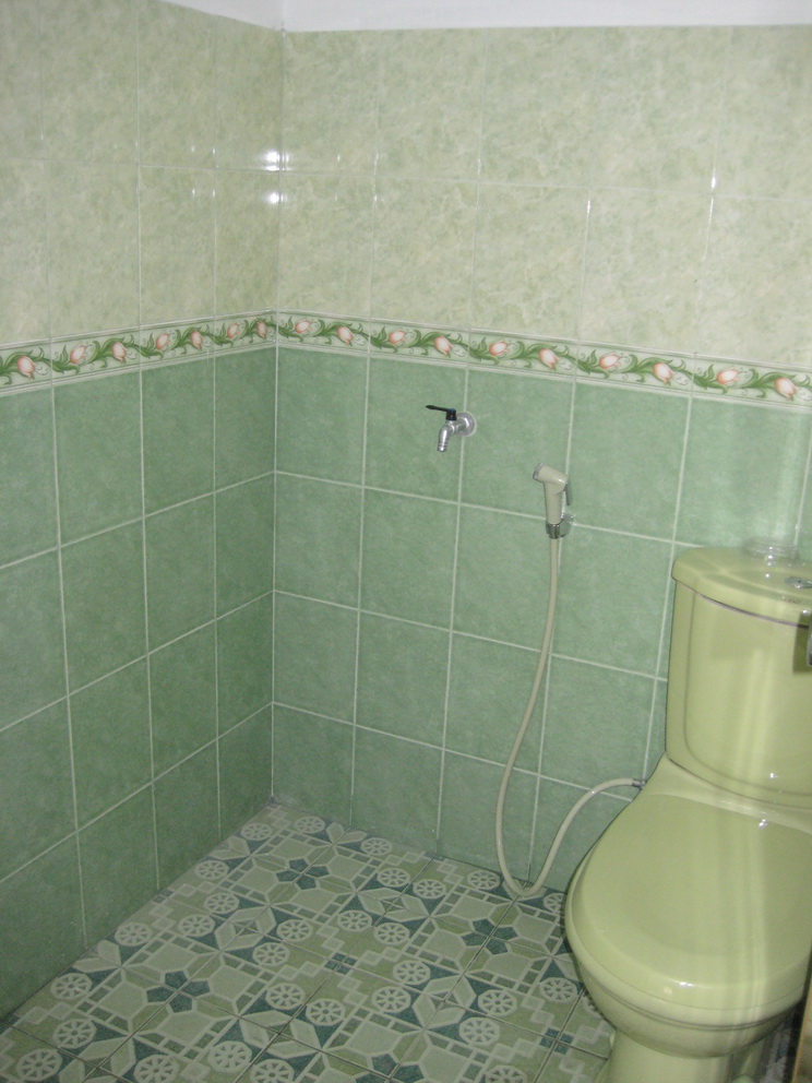  Gambar  Kamar  Mandi  Jongkok desain kamar  mandi  kloset 