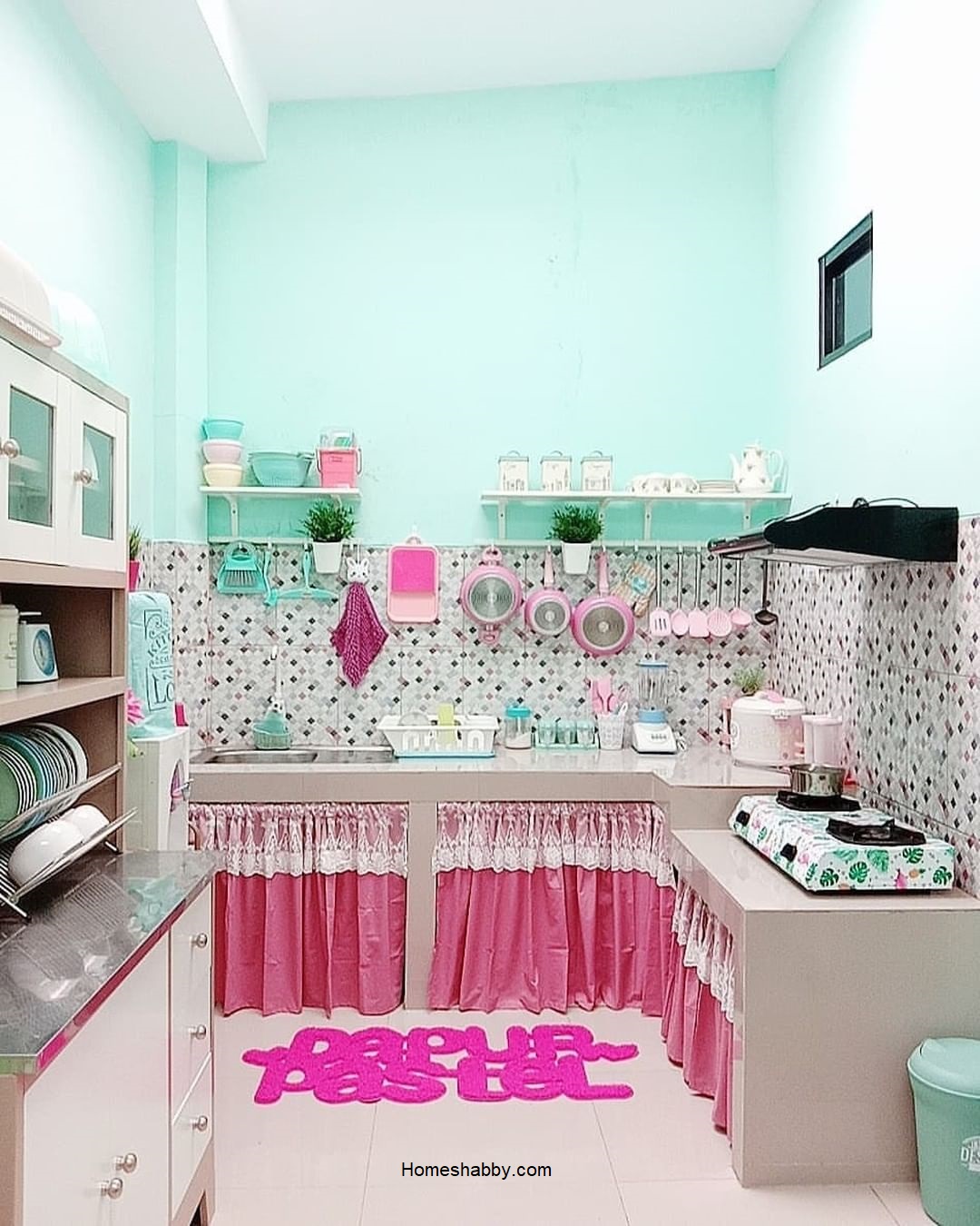 Inspirasi Membuat Dapur Minimalis Kecil Di Rumah Terasa Luas Dan Menawan Homeshabbycom Design Home Plans