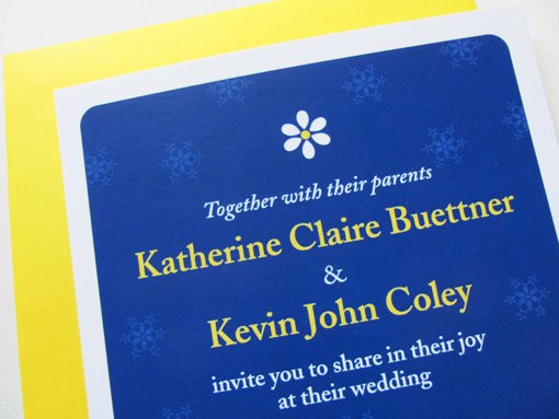 Snowflakes and Daisies Wedding Invitations