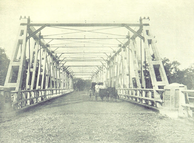 Hampden Bridge - Wagga Wagga 1895