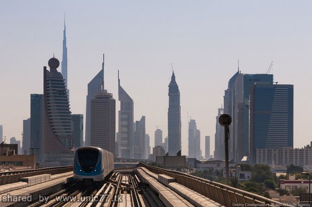 dubai_driverless_metro_640_26.jpg (640×426)