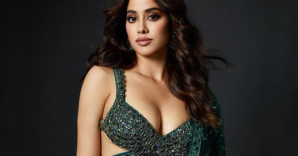 Janhvi kapoor cleavage green outfit hot actress