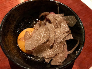 丸の内さぼりーまんオススメ。焼肉「よろにく」＠表参道。「焼肉」とは一線を画す、日本最高峰の「肉割烹」