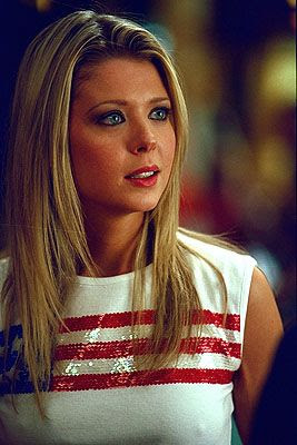 tara reid, delta airlines, american pie, lax, nyc, 