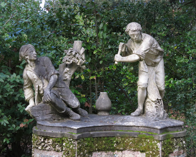 Giocatori della pentolaccia, Pentolaccia Players by Giovanni Battista Capezzuoli, Giardino di Boboli, Boboli Gardens, Florence