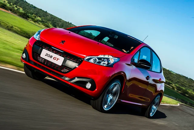 Novo Peugeot 208 2017