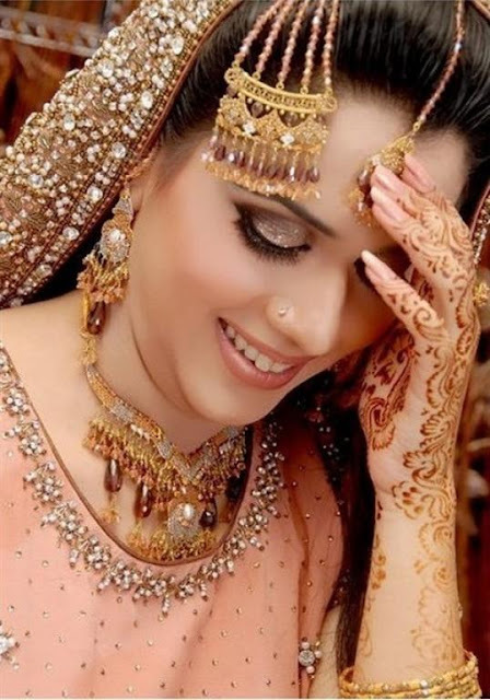 Bridal Indian Mehndi designs