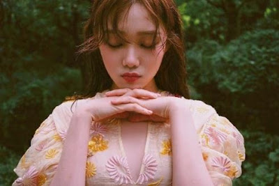 lee_sung_kyung_fashion_styles