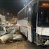 Ônibus com integrantes de quadrilha sofre acidente em Manaus