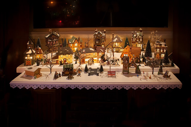 Dept. 56 Dickens Christmas Village 2017 via foobella.blogspot.com