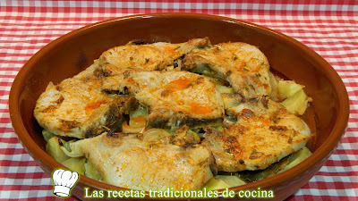 Chuletas de cerdo adobadas al horno