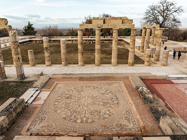 Το Ανάκτορο των Αιγών