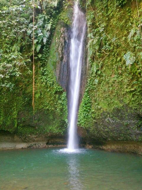 Air Terjun Lau Njahong Gunung Ambat 