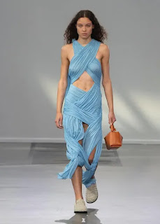 Colette-mod | SS24 di J.W. Anderson-2