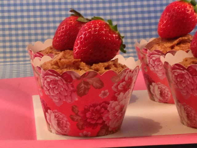 strawberry-muffins, muffins-de-fresas