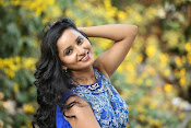 Ishika Singh Latest Glamorous Photos-thumbnail-16