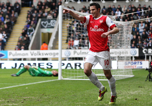 Robin Van Persie celebrates, Newcastle - Arsenal