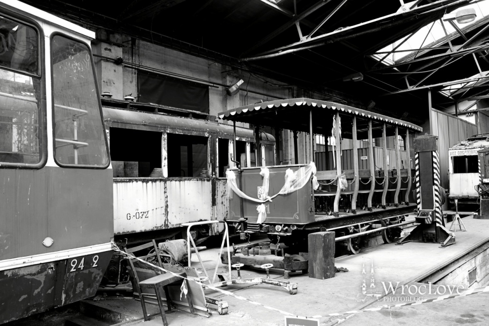 Zajezdnia tramwajowa nr 5 , ul. Legnicka, Wrocław - wnętrze hali