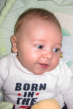 Emmett 20Oct09 2mths 009