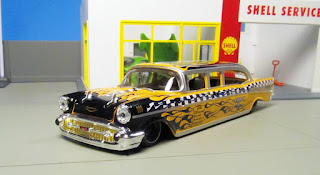 M2 Machines  1957 Chevrolet Bel Air stretch rods taxi