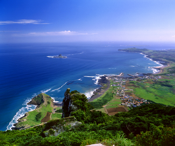 Beautiful World: Jeju Island: South Korea - The 7 Wonders Of Natural