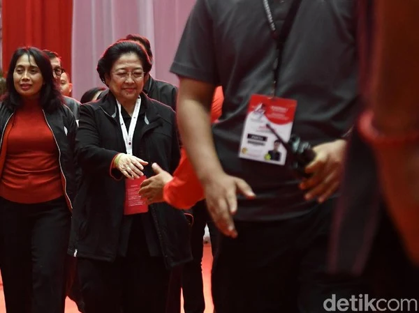 Sindiran Megawati ke Banyak Pihak Incar Kursi Presiden di KAMI