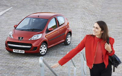 Peugeot 107 elegant photos