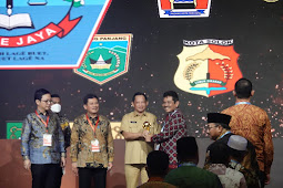 Pj Walikota Tebing Tinggi Terima Penghargaan UHC Award 2023