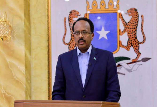 Farmajo's extravagance at his party for the Turks