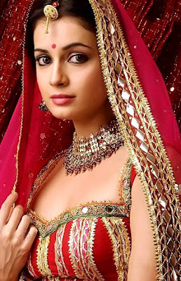 Wedding Sarees,indian wedding sarees,indian wedding saree,wedding saree,saris,sari,saree world,sarees,sarees online,saree,indian sari,silk sarees,designer sarees,indian saree,bridal sarees