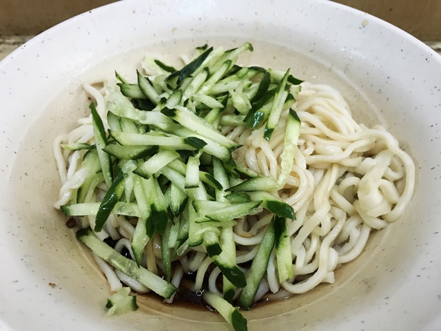 中原素麵食~台北捷運善導寺站素食、胡天蘭老師推薦素美食