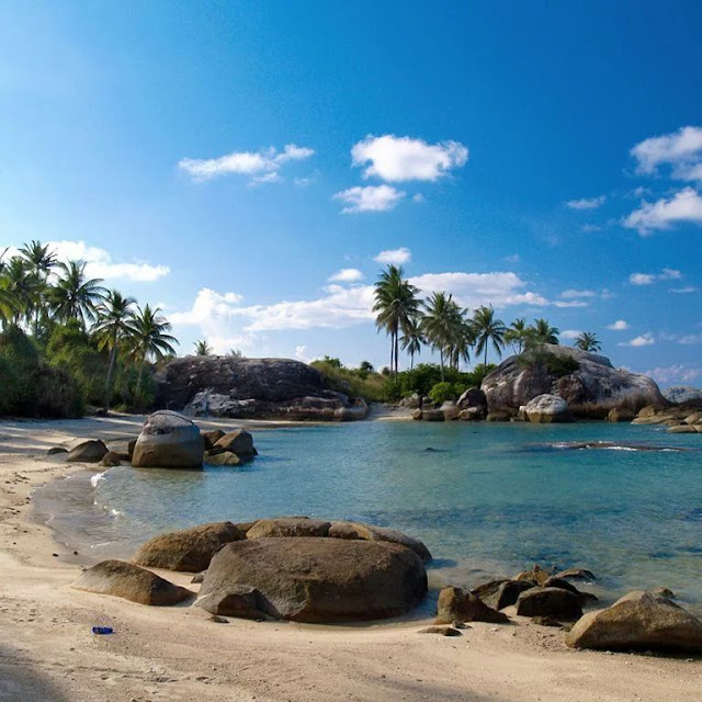 image keindahan pantai parai tenggiri