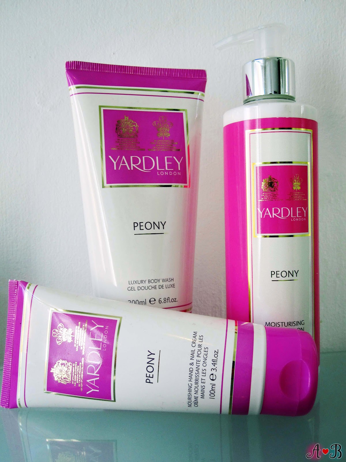 Yardley London Bath & Body Set in Peony