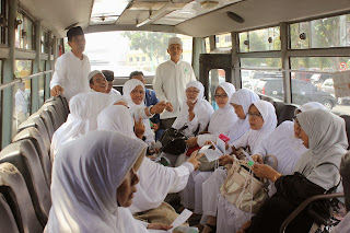 JCH Peserta Gladi Posko Saat di dalam BUS