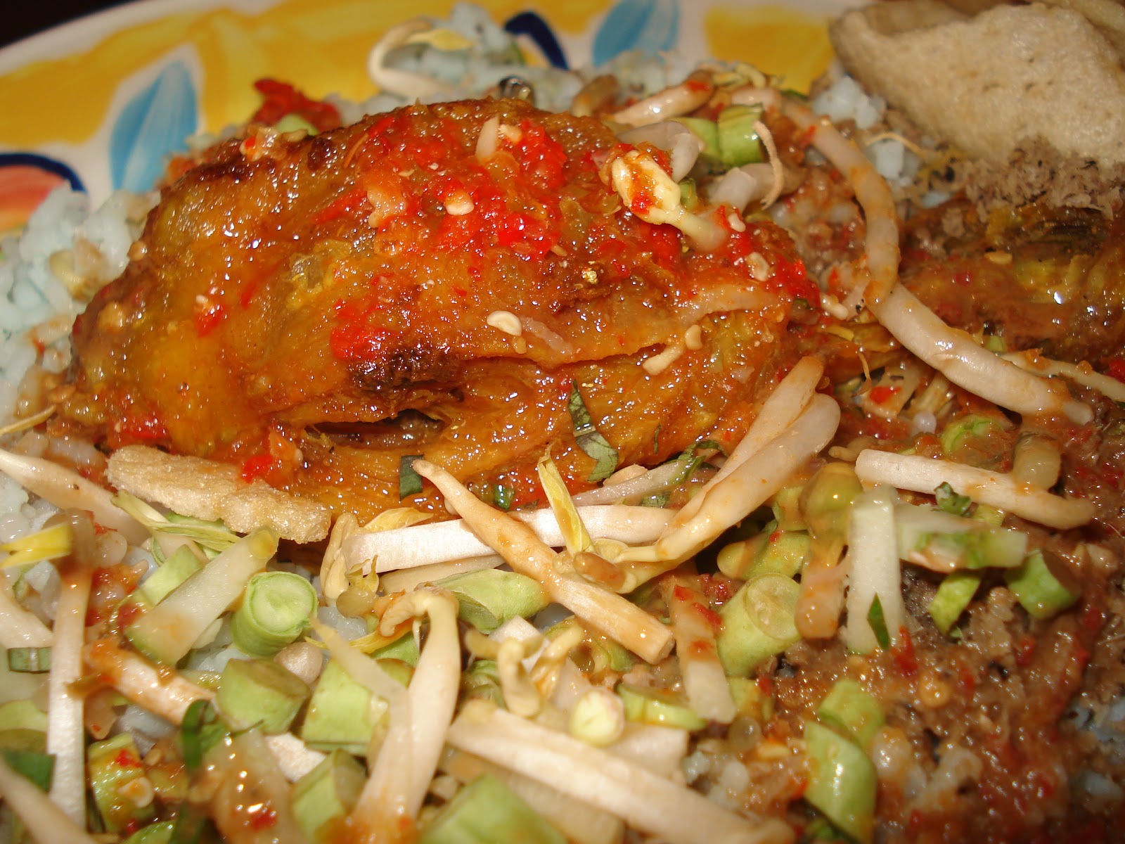 bon appetite: Day 110 : Nasi Kerabu & Ayam Goreng Berempah