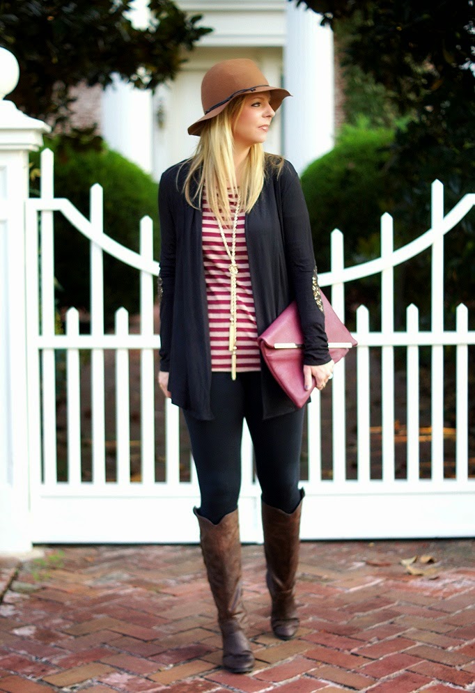 stripe tunic, leggings, cardigan, brown riding boots, tassel necklace, floppy hat