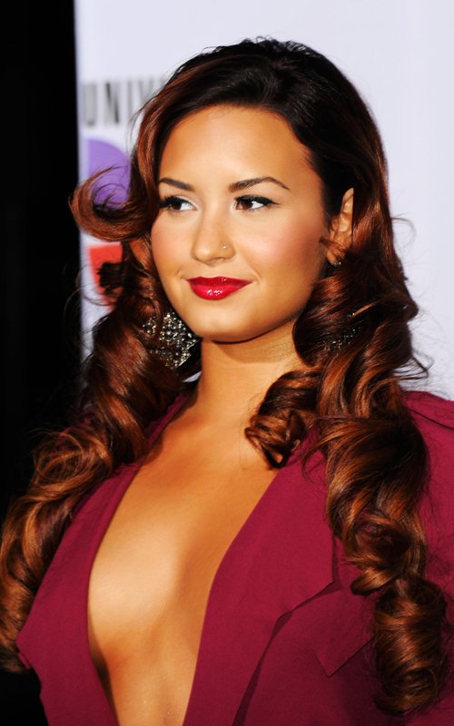Demi Lovato looking hot when She's spotted at the Mandalay Bay Events Center