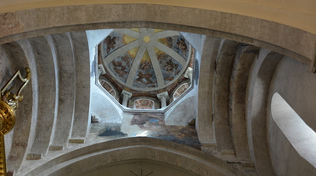 Notre Dame des domes avignon paintings