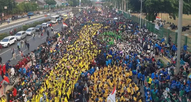 Demo 11 April Berpotensi Mengulang Peristiwa '98, Arief: Aksi Turunkan Jokowi Hampir Masif di Luar Jakarta