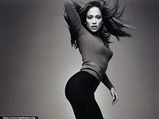 Jennifer Lopez Black & White Wallpaper