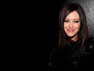 Hilary Duff non-watermarked wallpapers at fullwalls.blogspot.com